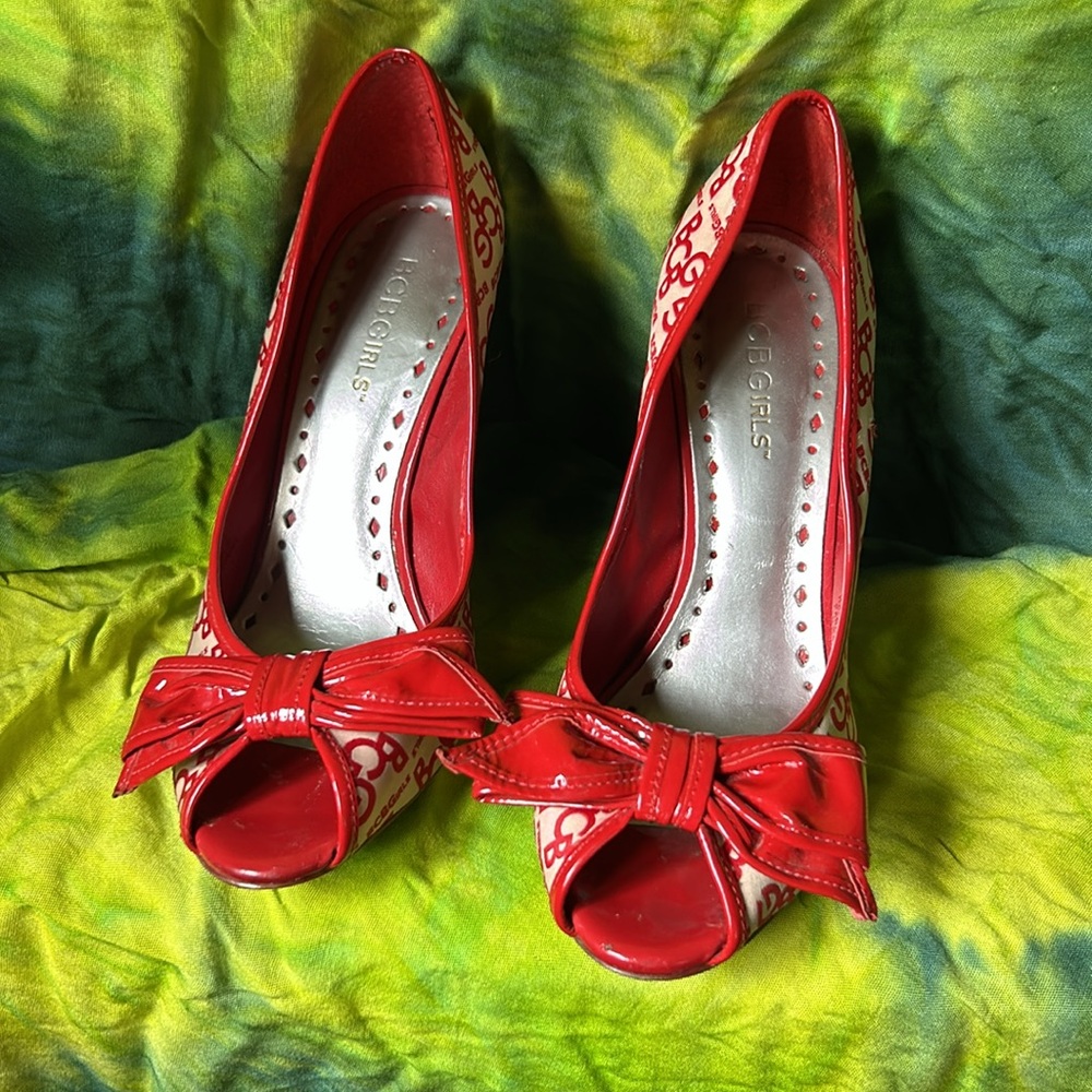BCBGirls Stylish Red bow Peep-Toe Heels - Picture 2 of 8